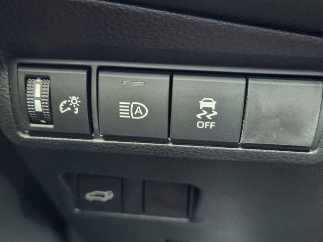 Used 2026 Toyota Corolla Cross XLE w/ Convenience Package FWD image 34