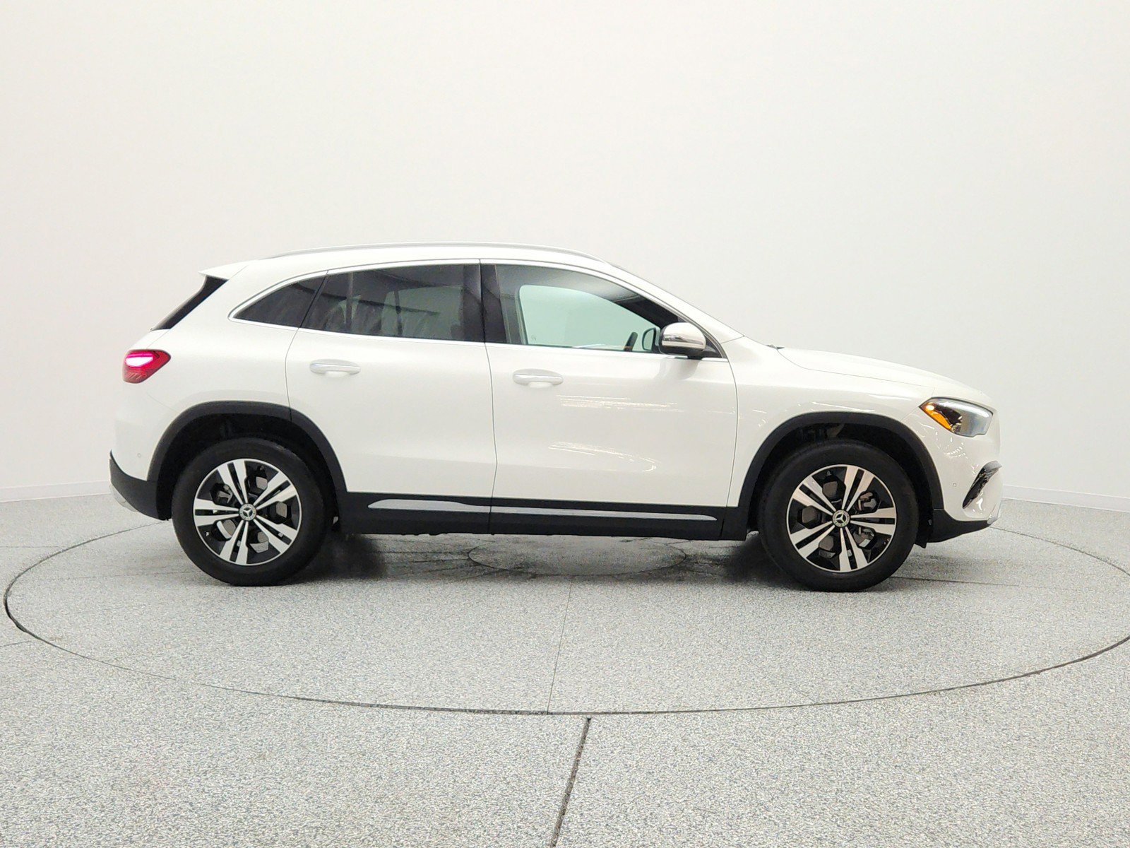 Certified 2026 Mercedes-Benz GLA 250 image 4