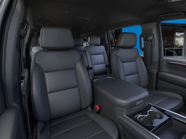New 2026 Chevrolet Suburban LT image 16