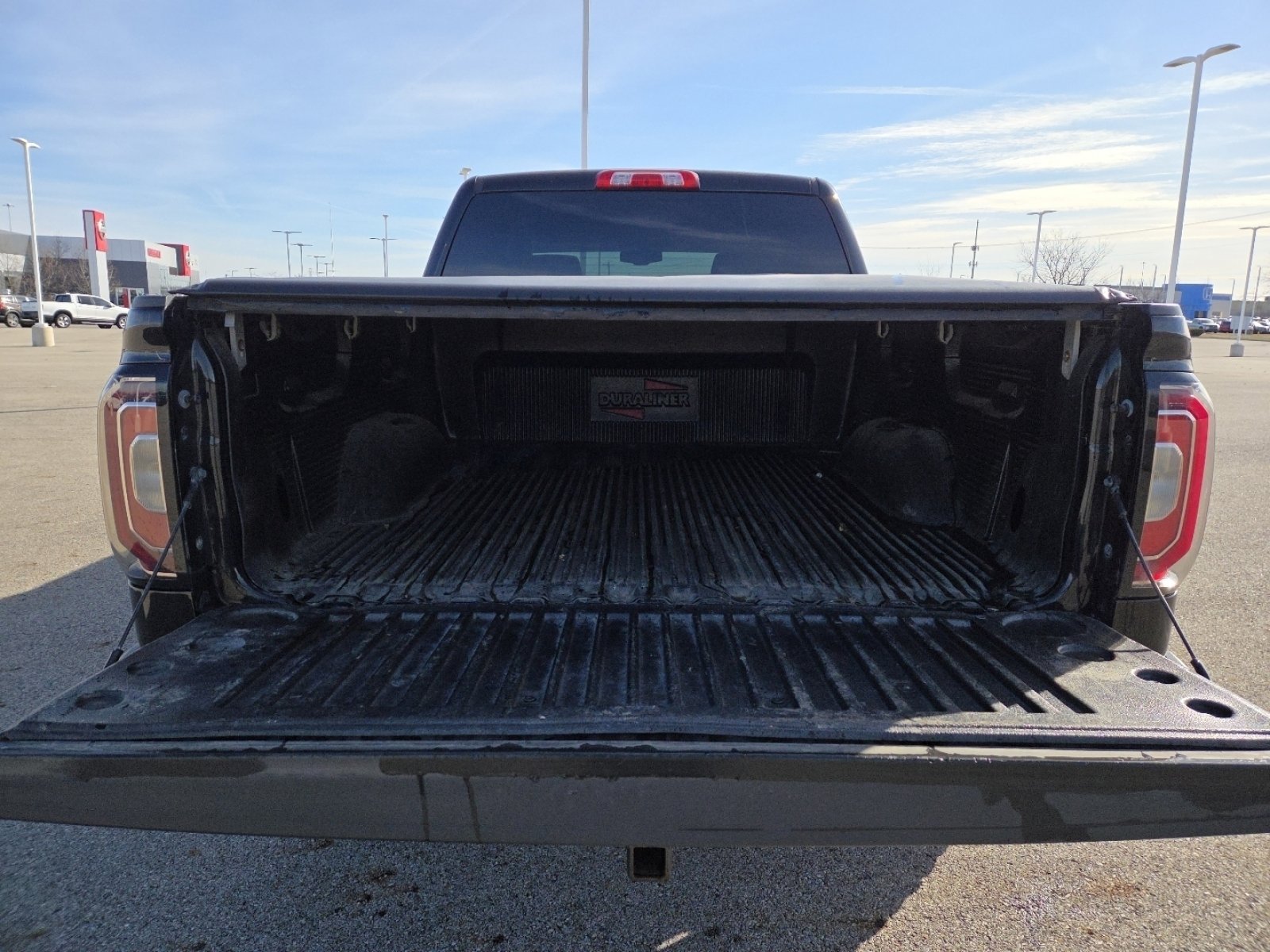 Used 2018 GMC Sierra 1500 SLT w/ SLT Premium Package image 20