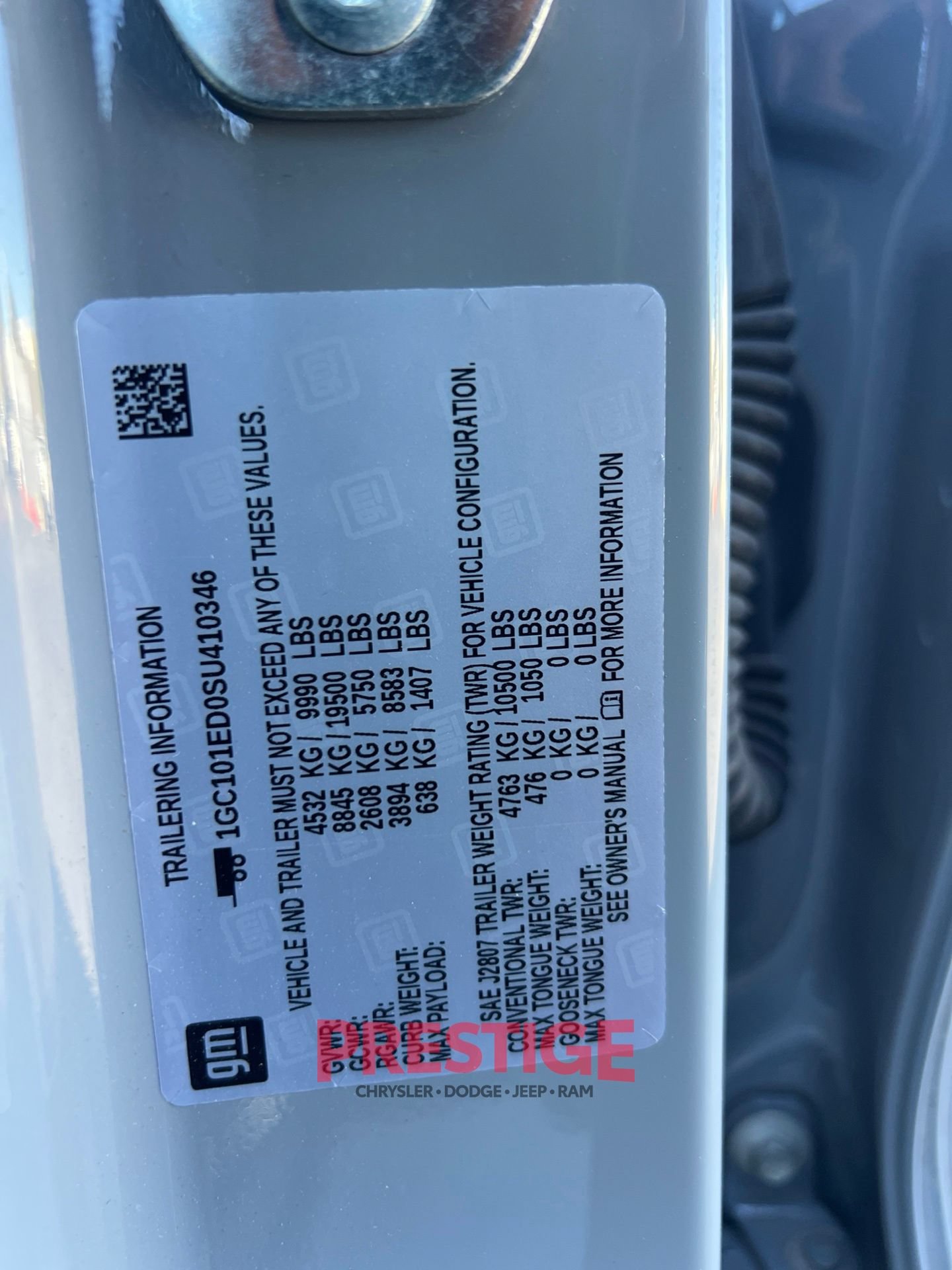 Used 2025 Chevrolet Silverado EV RST AWD/4WD image 36