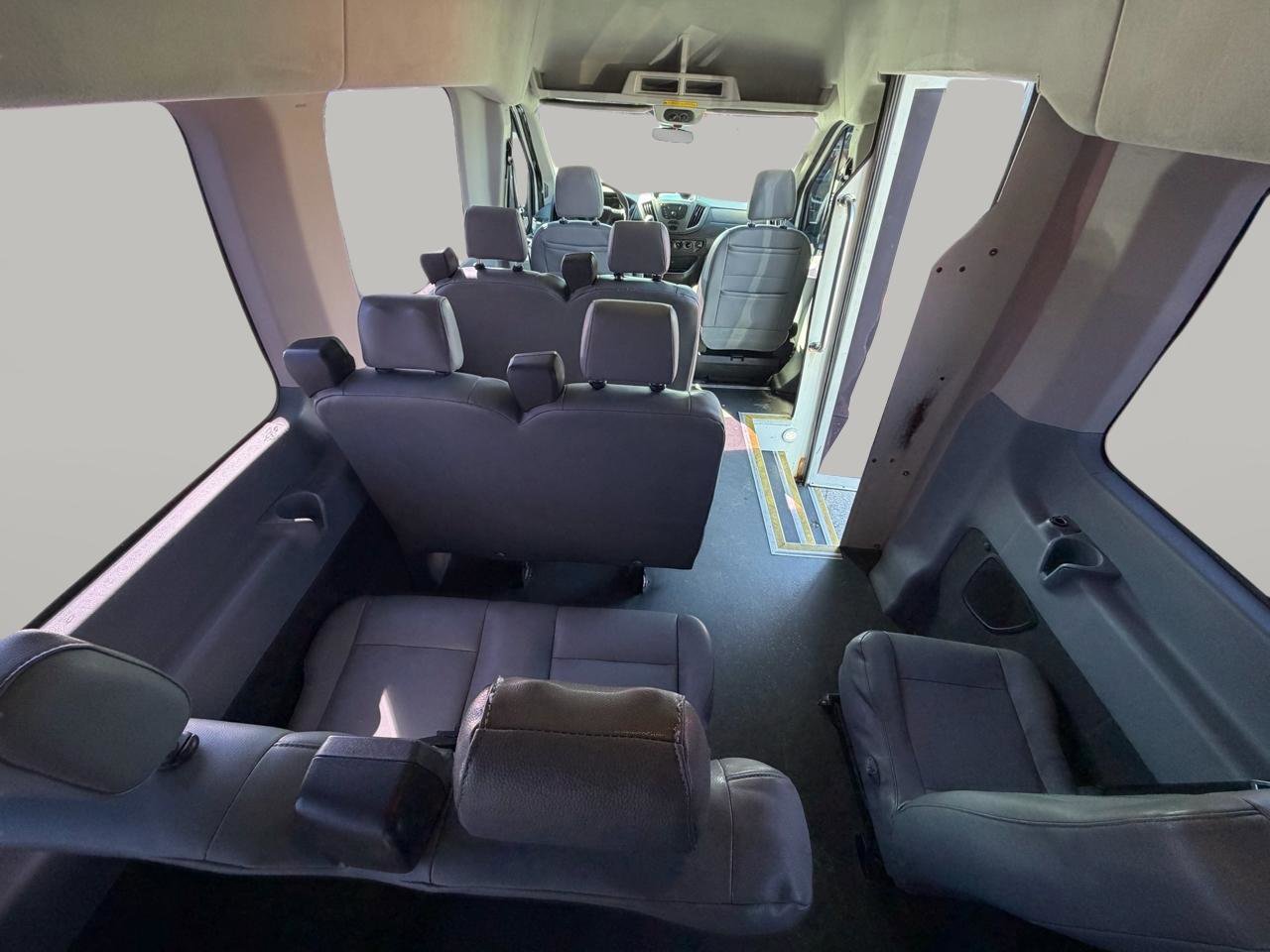 Used 2019 Ford Transit 350 XL image 28