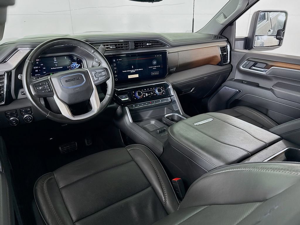 Used 2025 GMC Sierra 3500 Denali w/ Denali Reserve Package image 32