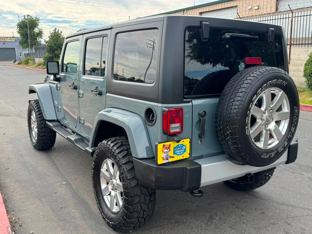 Used 2015 Jeep Wrangler Unlimited Sahara w/ Max Tow Package AWD/4WD image 3