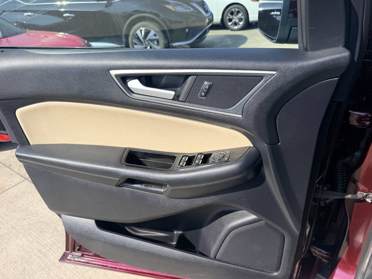 Used 2019 Ford Edge SEL w/ Equipment Group 201A AWD/4WD image 28