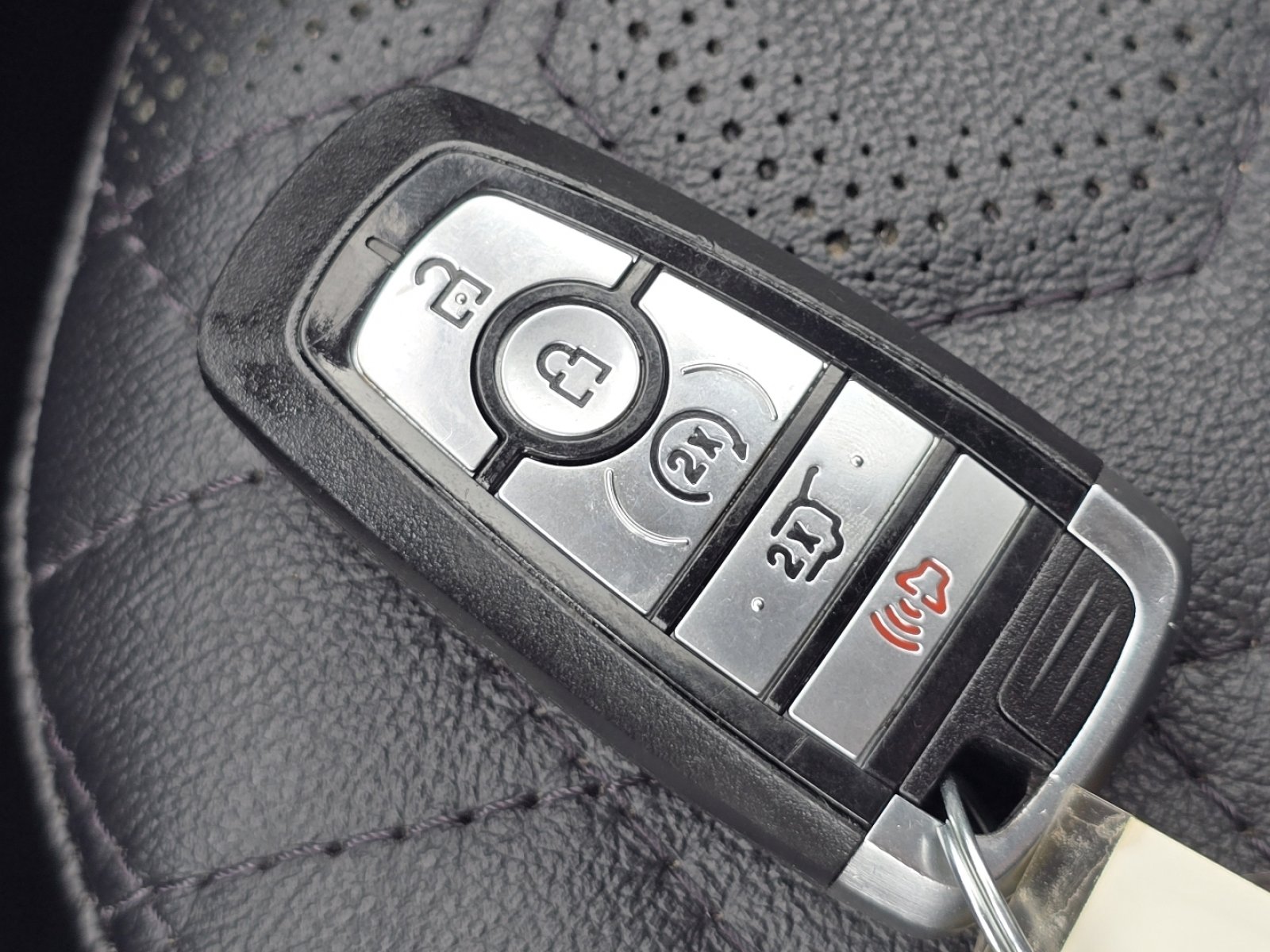 Used 2023 Ford Escape ST-Line Elite w/ Premium Technology Package image 34