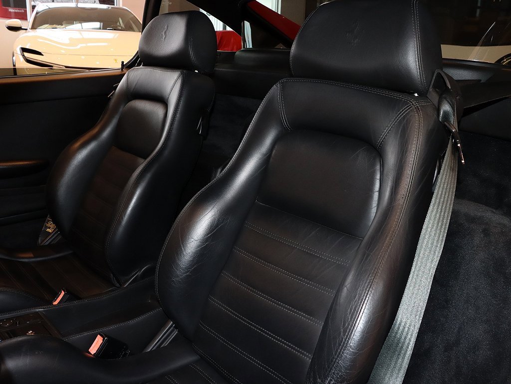 Used 1998 Ferrari F355 Berlinetta image 75