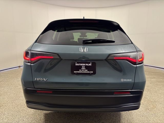 Used 2023 Honda HR-V LX image 8