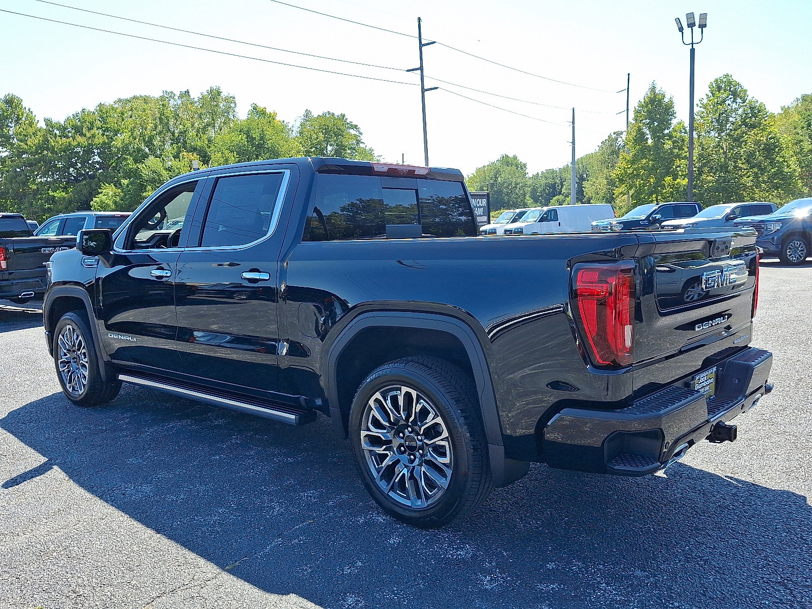 New 2026 GMC Sierra 1500 Denali Ultimate image 5