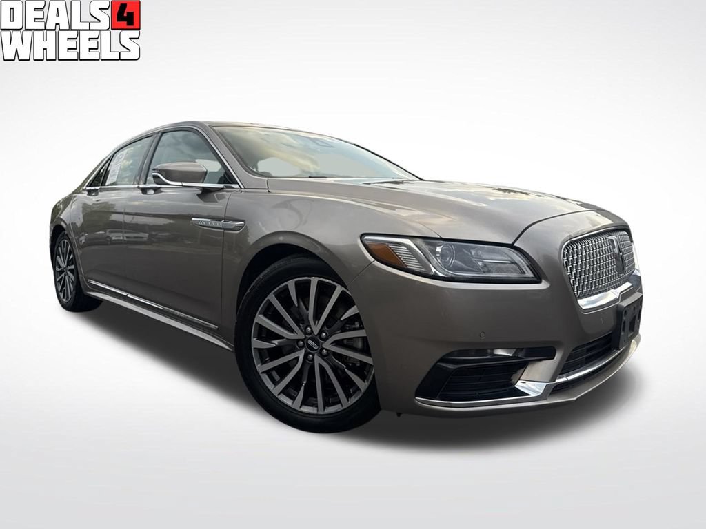 Used 2018 Lincoln Continental Select w/ Continental Climate Package FWD image 2