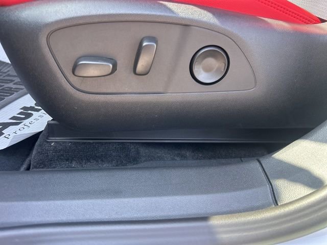 New 2025 Chevrolet Blazer EV RS image 16