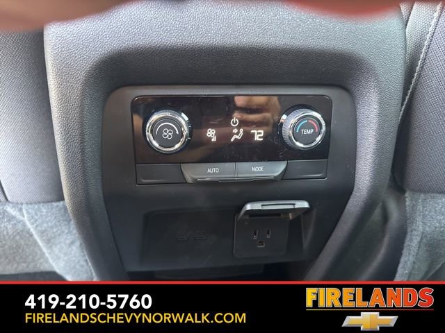 New 2025 Chevrolet Traverse LT w/ Midnight/Sport Edition image 45