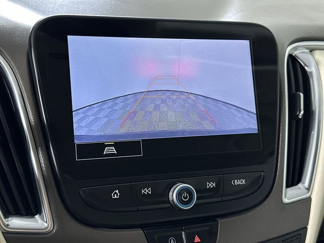 Used 2024 Chevrolet Malibu LT FWD image 15