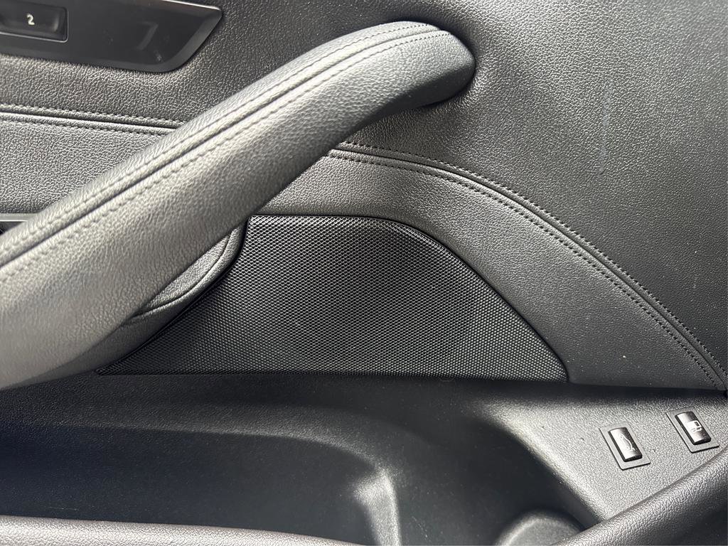 Used 2019 BMW 530e image 29