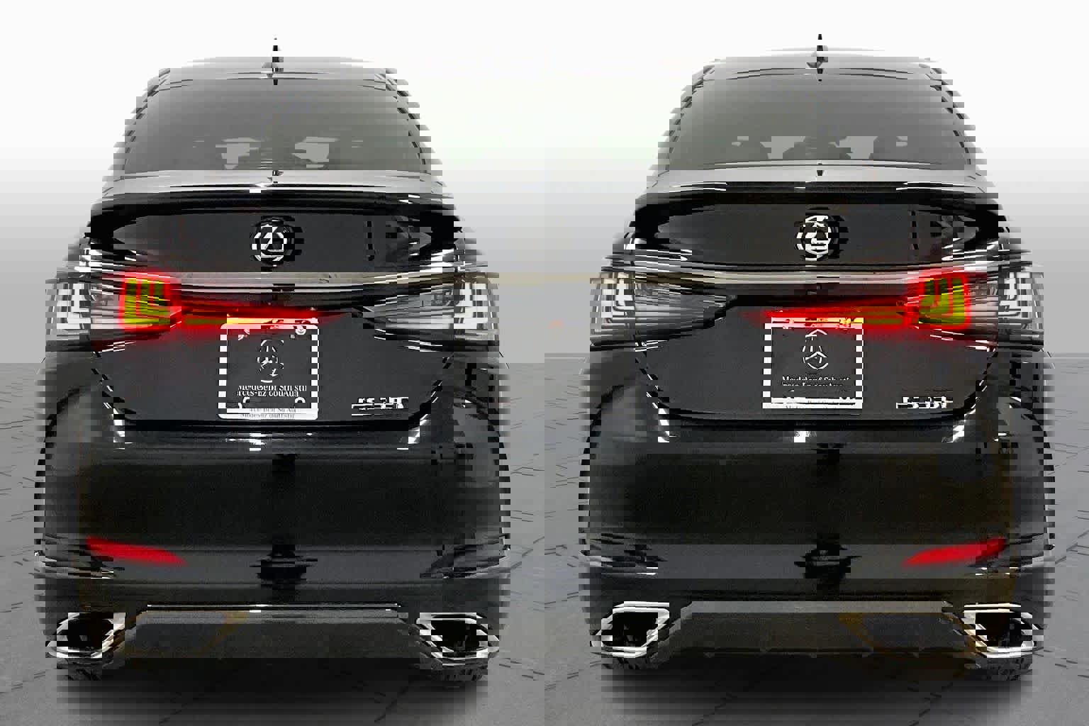 Used 2022 Lexus ES 350 F Sport image 5