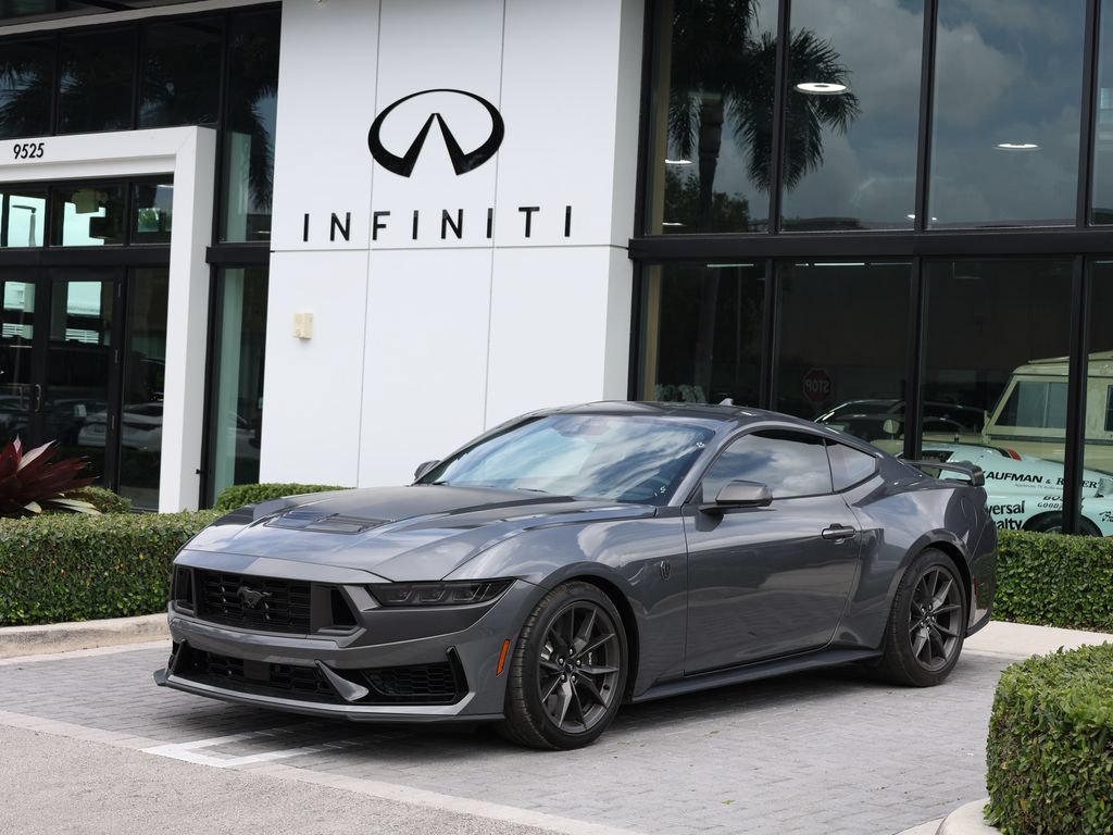 Used 2025 Ford Mustang Dark Horse RWD image 1