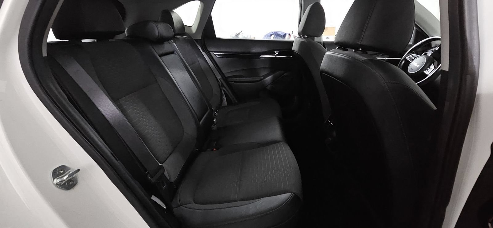 Used 2022 Kia Seltos S FWD image 17