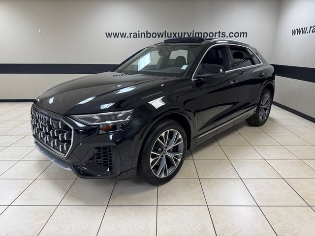 Used 2025 Audi Q8 Premium w/ Convenience Package AWD/4WD image 3