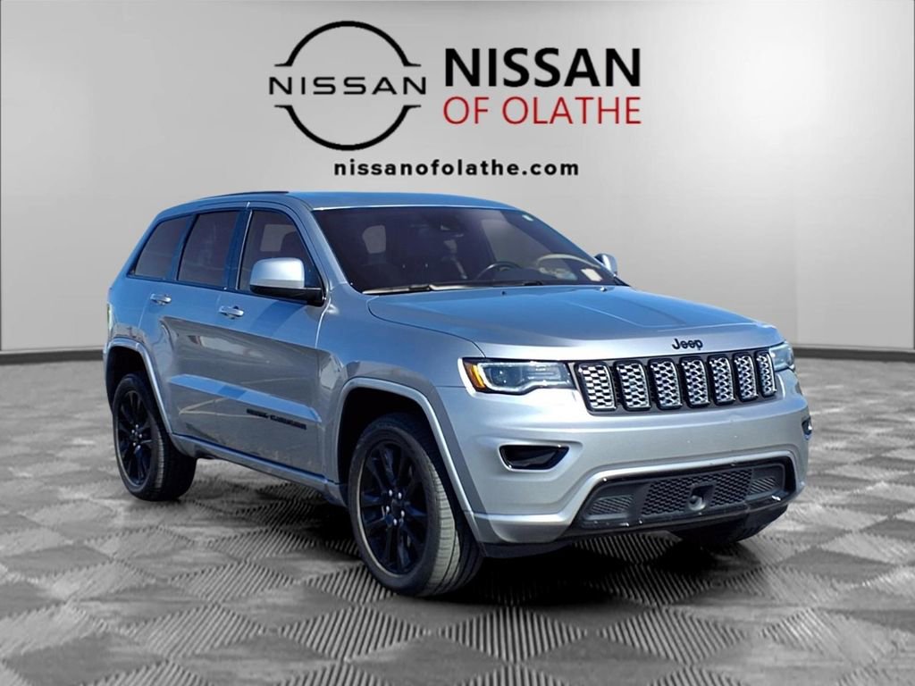 Used 2021 Jeep Grand Cherokee Laredo X image 30