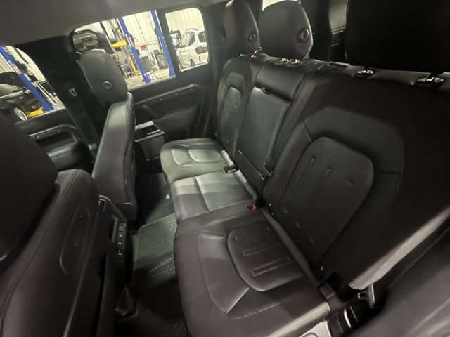 Used 2021 Land Rover Defender 110 S AWD/4WD image 31