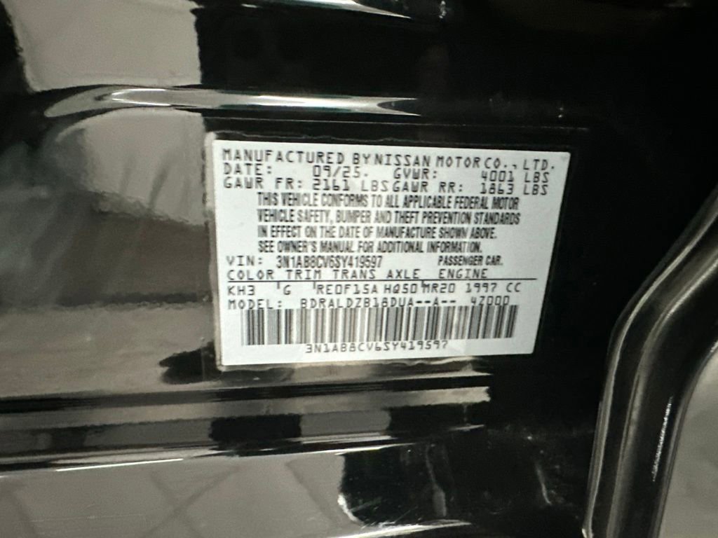 Used 2025 Nissan Sentra SV FWD image 28