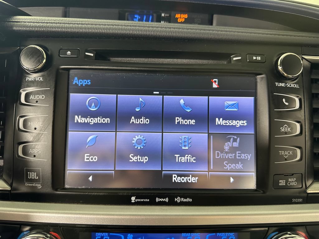 Used 2019 Toyota Highlander Limited w/ Carpet Mat Package (TMS) AWD/4WD image 37