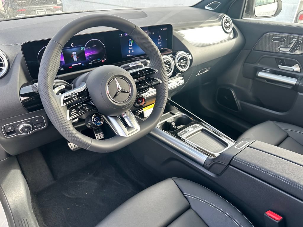 New 2025 Mercedes-Benz GLA 35 AMG 4MATIC image 31