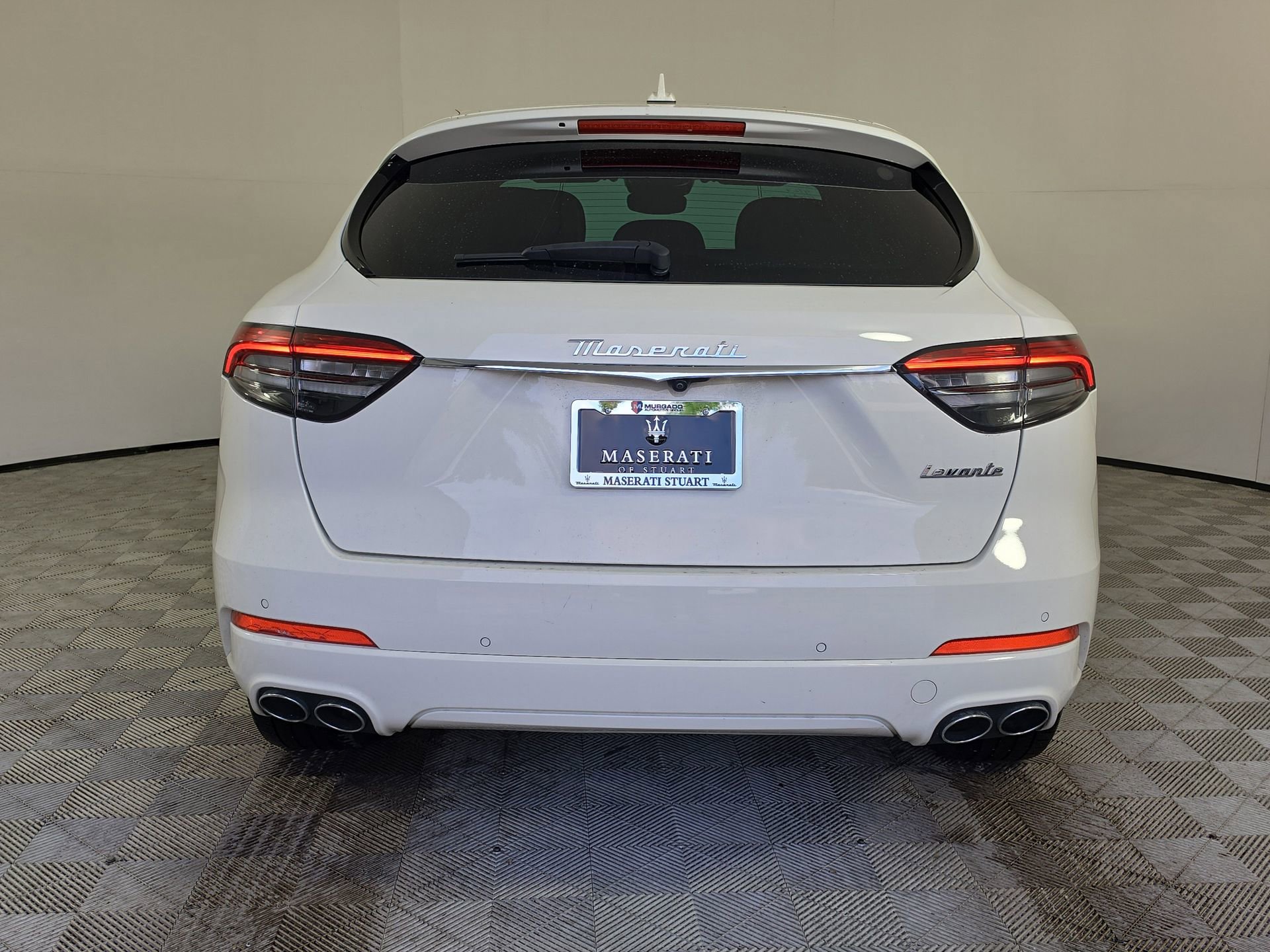 Used 2023 Maserati Levante GT AWD/4WD image 6