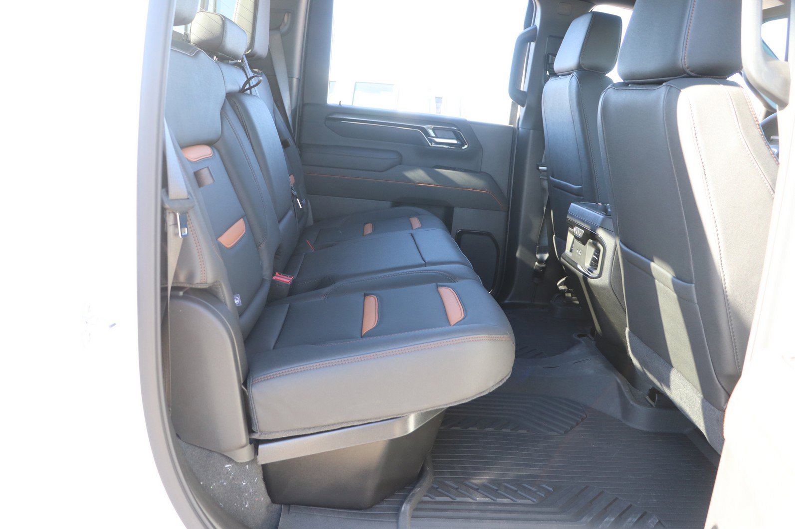 New 2026 GMC Sierra 2500 AT4 image 32