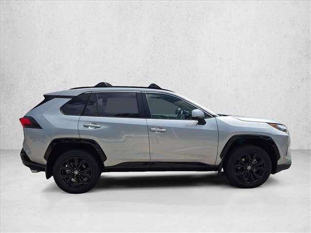 Used 2023 Toyota RAV4 SE AWD/4WD image 4