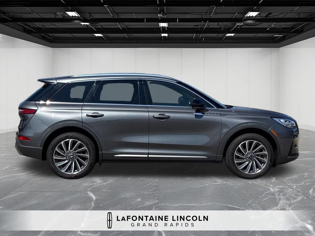 Used 2023 Lincoln Corsair Reserve w/ Equipment Group 202A AWD/4WD image 6