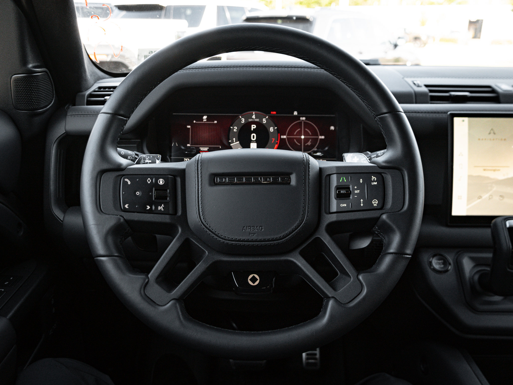 Used 2025 Land Rover Defender 110 image 20