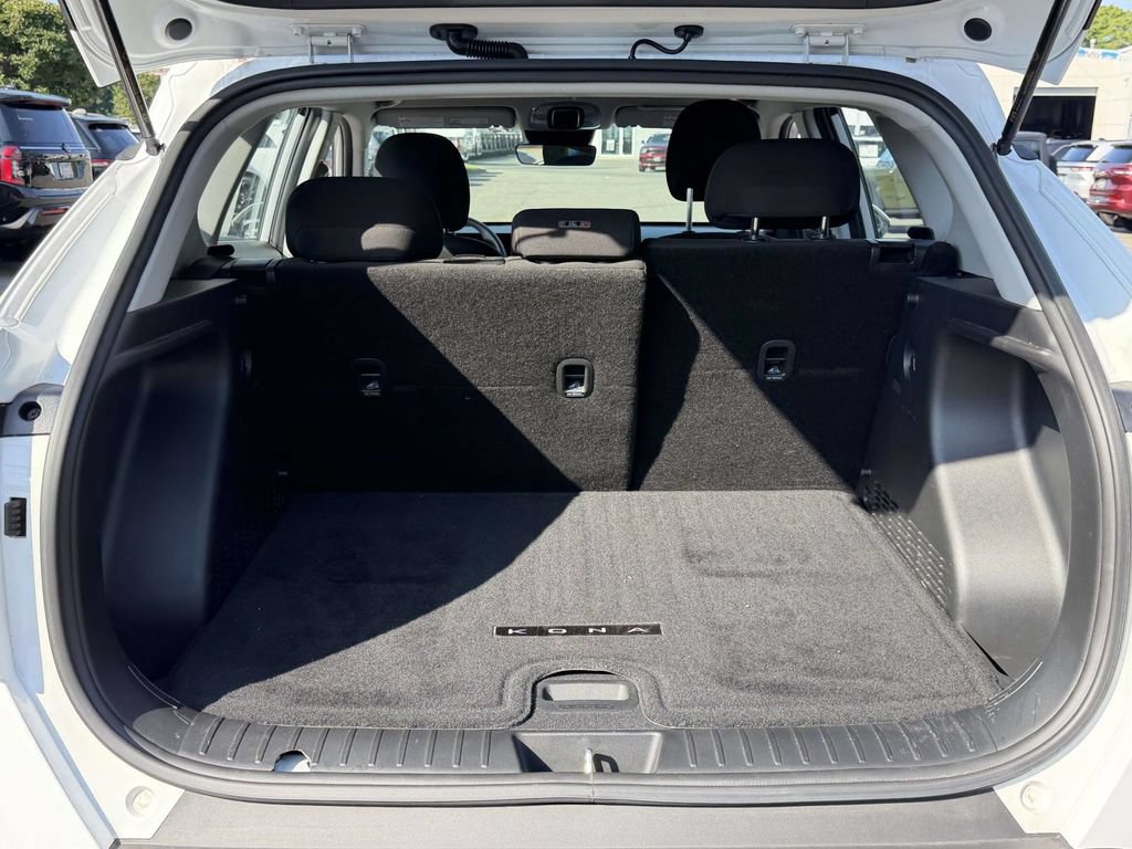 Used 2024 Hyundai Kona SE AWD/4WD image 10