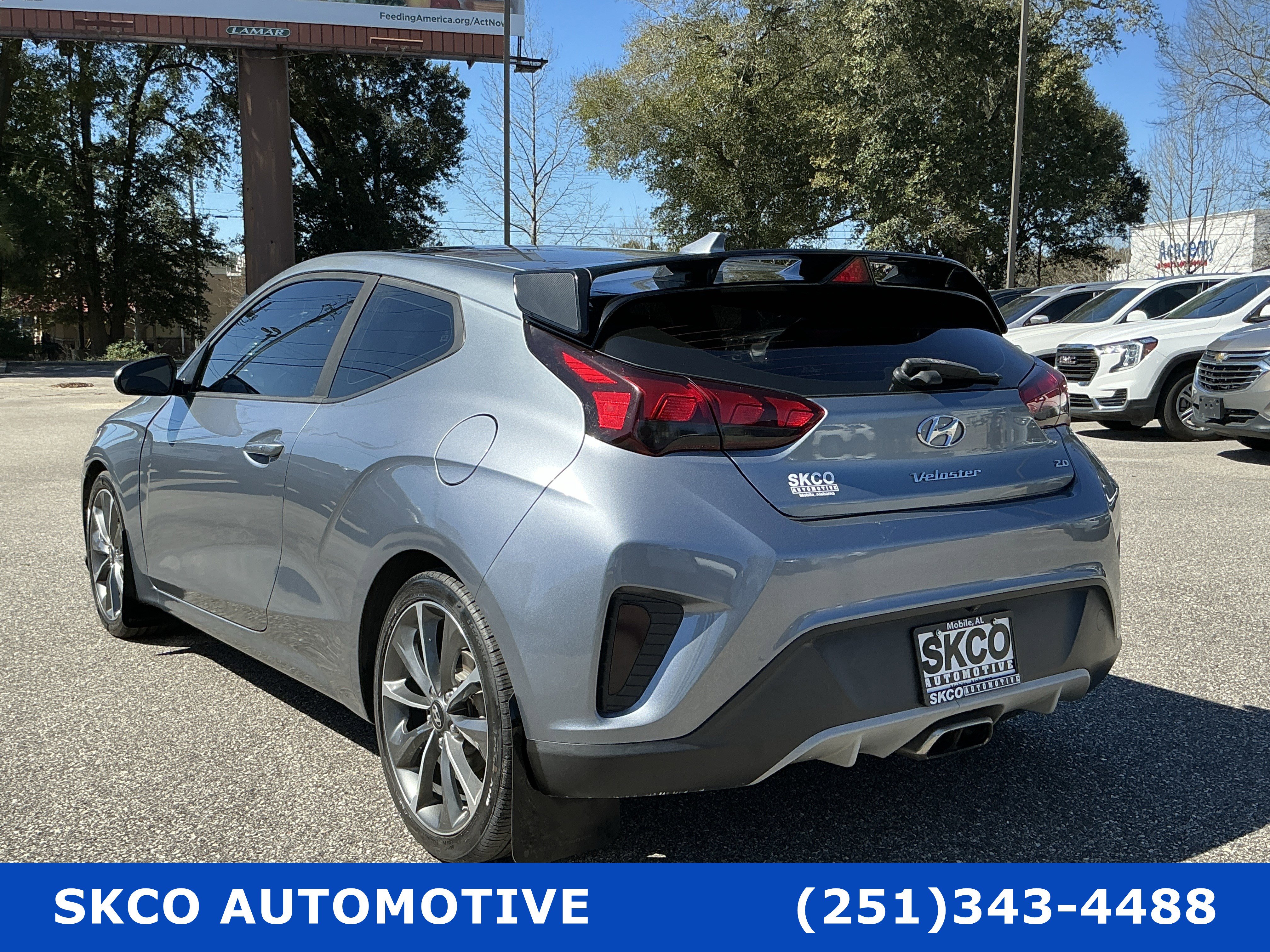 Used 2020 Hyundai Veloster 2.0 Premium image 3