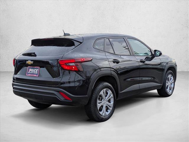 Used 2024 Chevrolet Trax LS image 5
