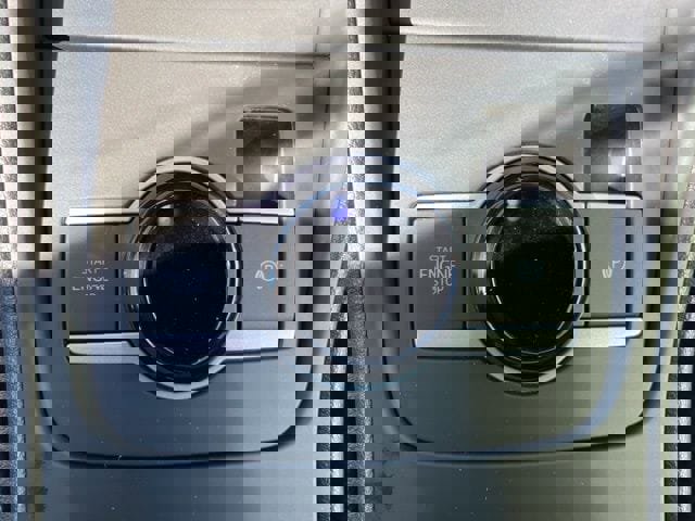 New 2025 Volkswagen Tiguan SE image 38