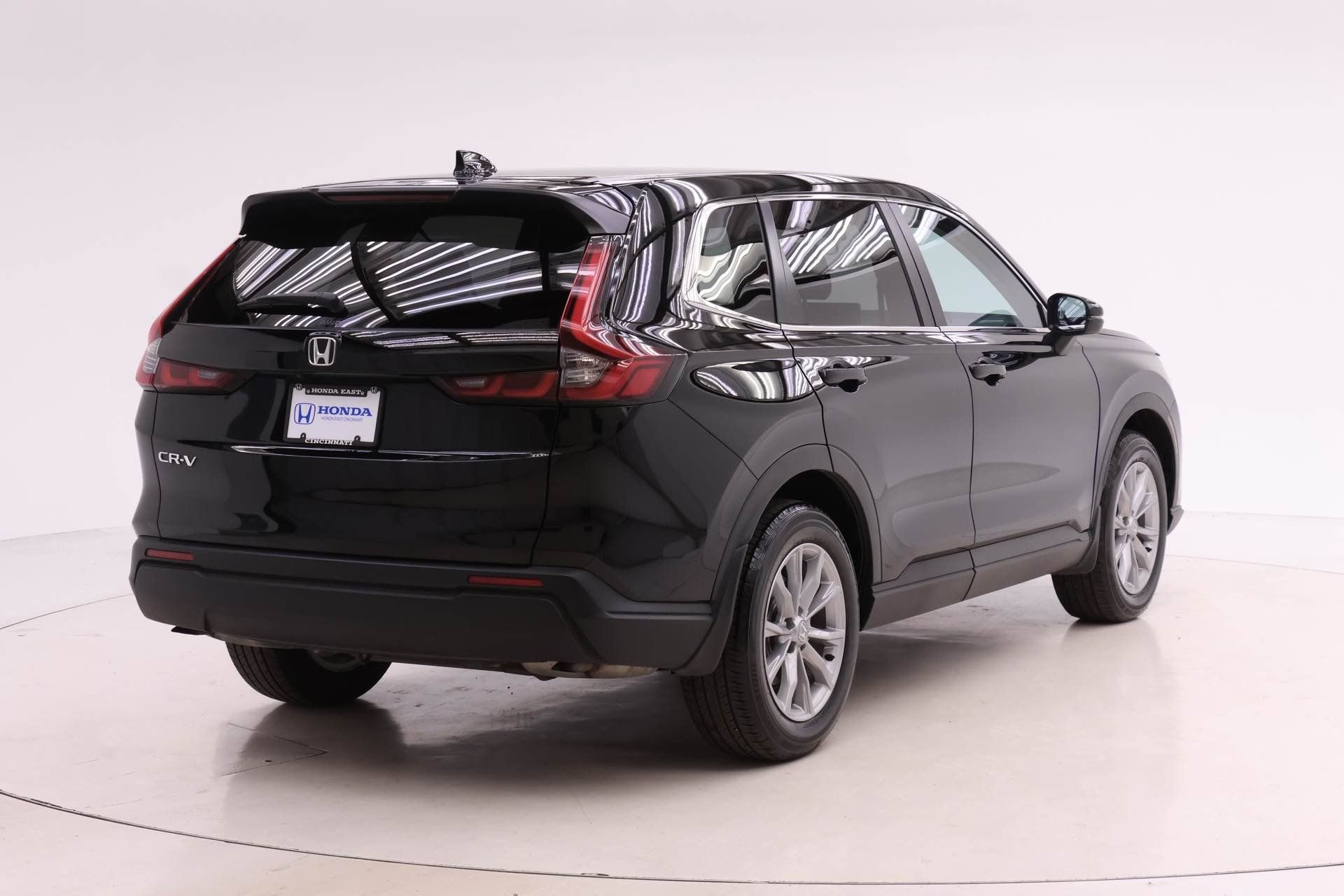 Certified 2025 Honda CR-V EX image 2