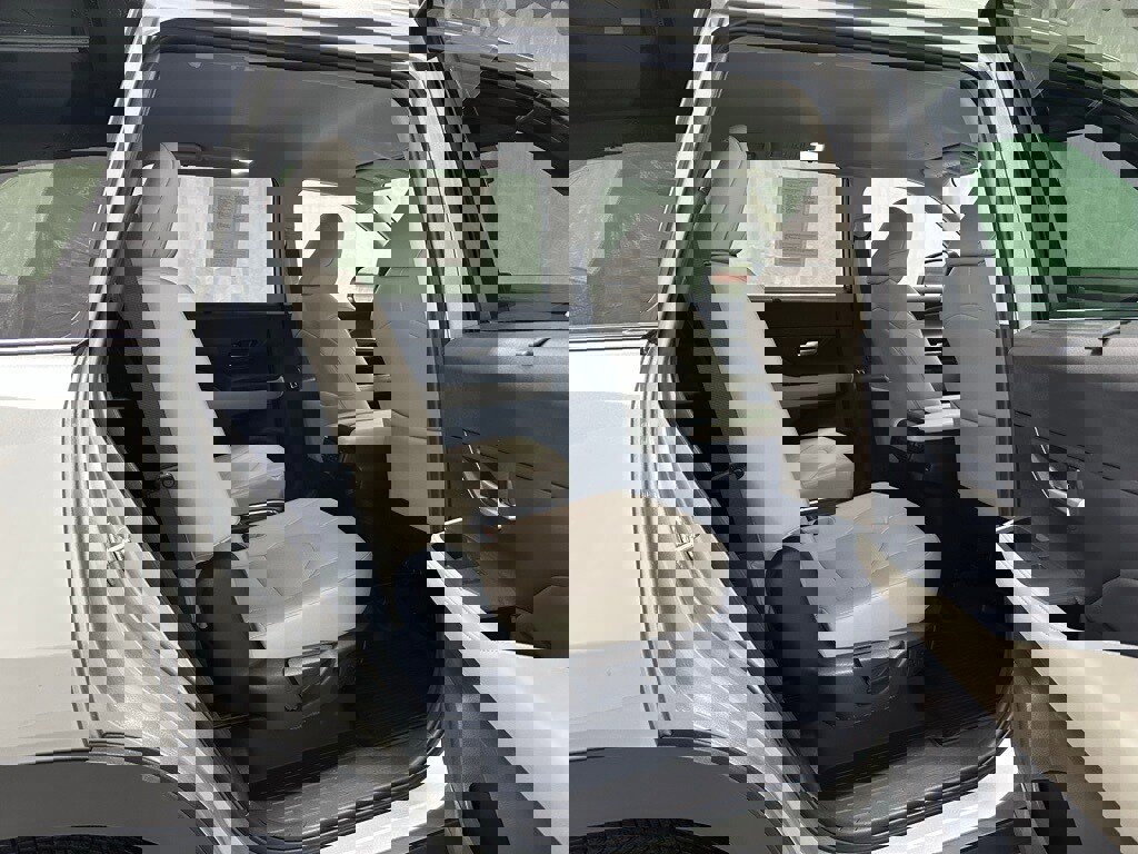 Used 2025 Toyota Grand Highlander AWD image 53