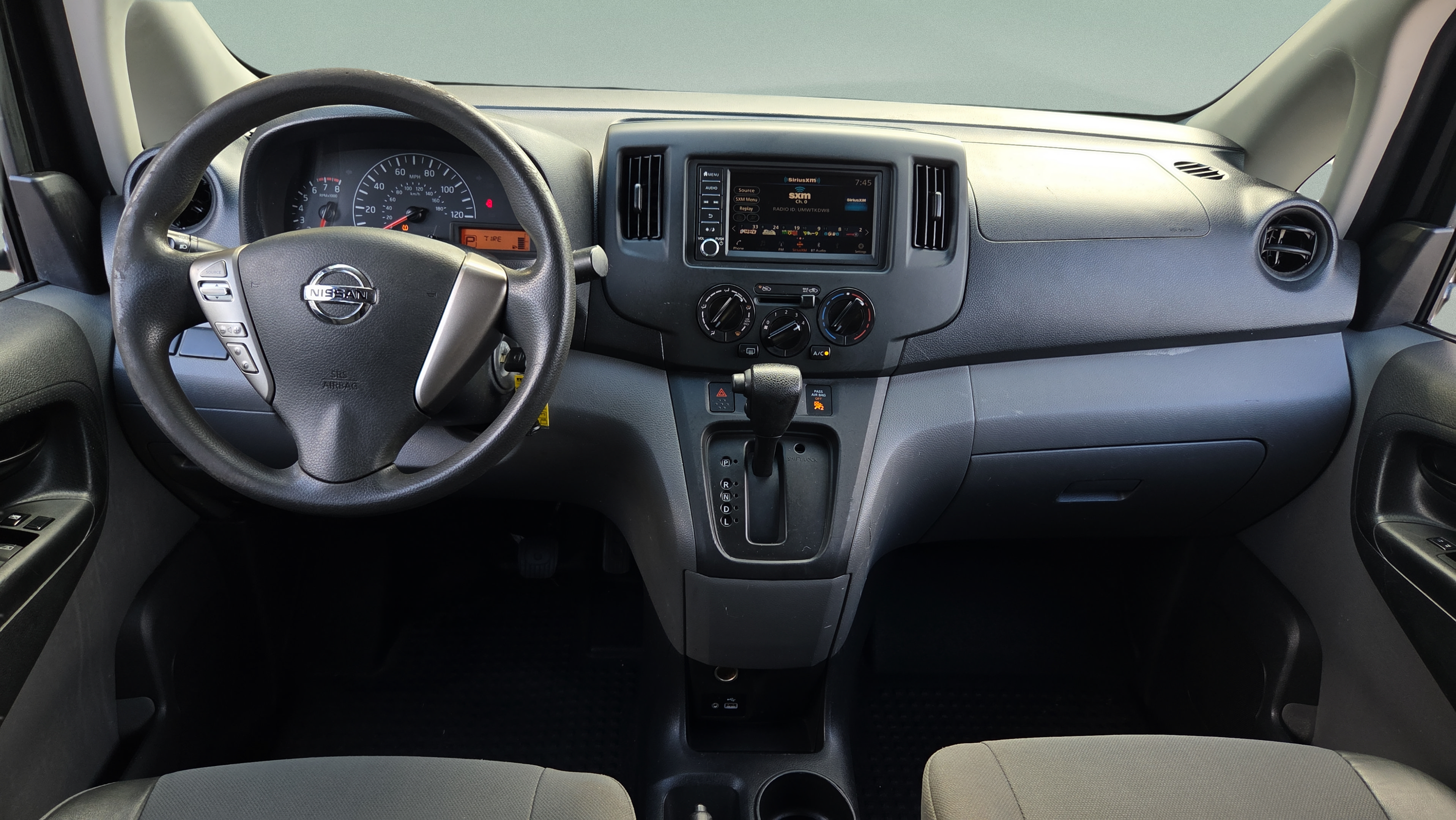 Used 2020 Nissan NV200 S w/ Back Door Glass Package FWD image 11