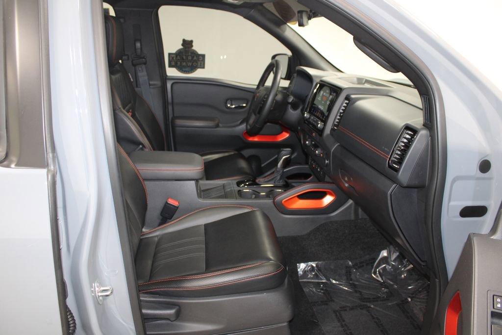 Used 2023 Nissan Frontier Pro-X w/ Pro-X Premium Package image 27