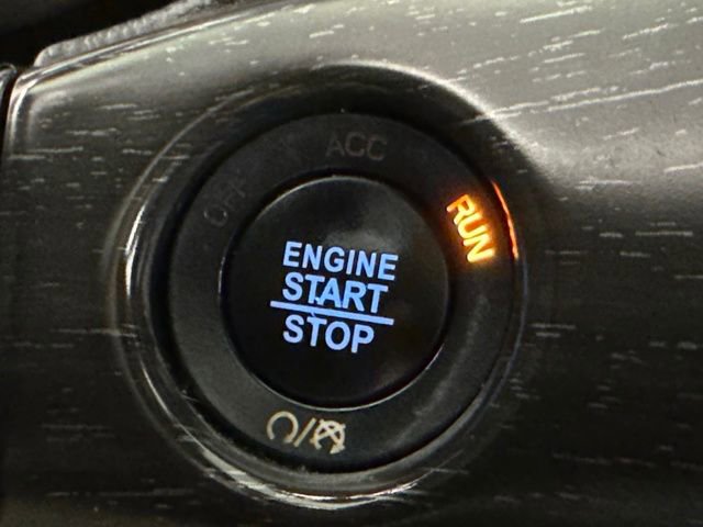 Used 2017 Jeep Grand Cherokee Laredo w/ Quick Order Package 23E image 22