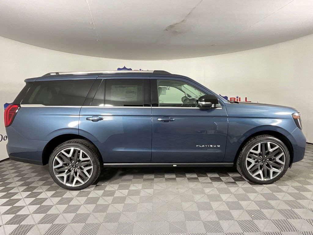 New 2027 Ford Expedition Platinum w/ Platinum Ultimate Package AWD/4WD image 2