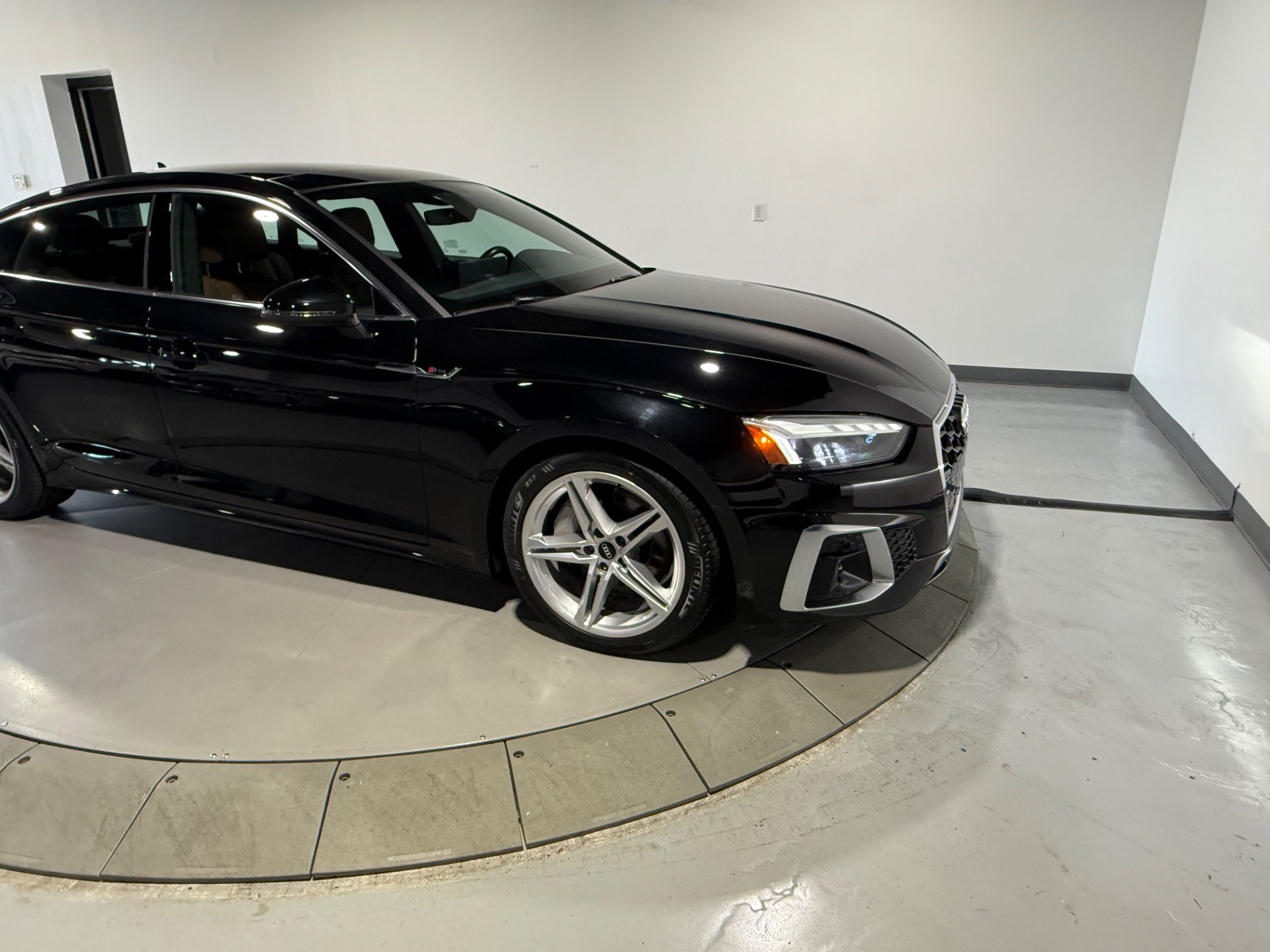 Used 2021 Audi A5 2.0T Premium Plus w/ Premium Plus AWD/4WD image 7