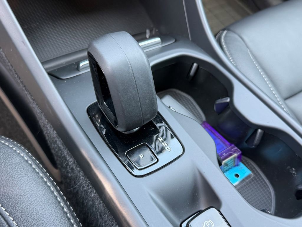 Certified 2023 Volvo XC40 B5 Core w/ Convenience Package image 30