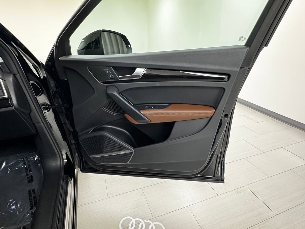 Used 2019 Audi Q5 2.0T Premium Plus w/ Premium Plus Package image 13