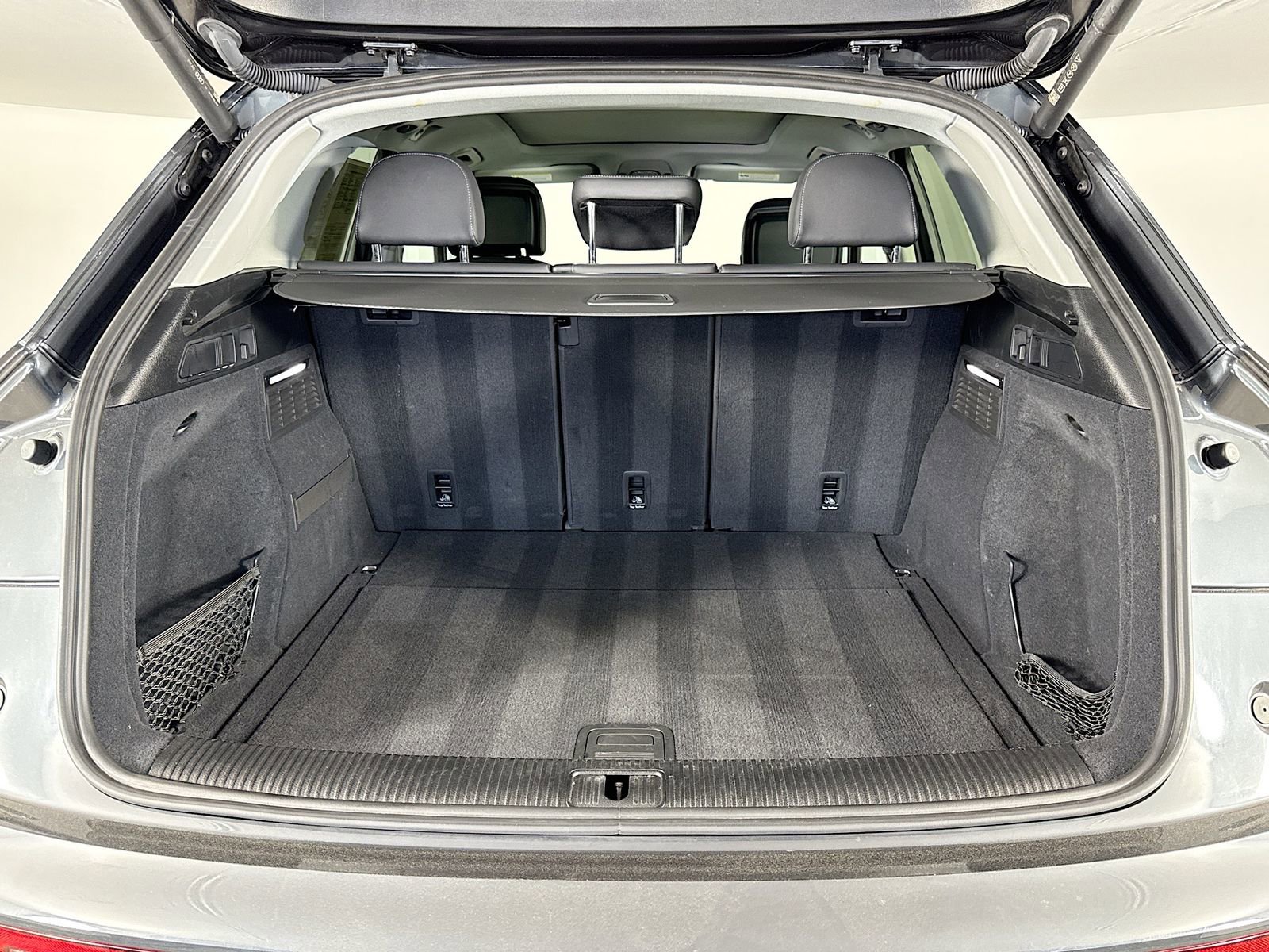 Used 2023 Audi Q5 2.0T Premium w/ Convenience Package image 26