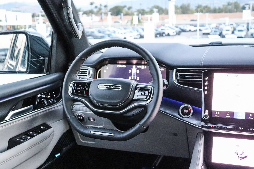 New 2026 Jeep Grand Wagoneer Summit w/ 8-Passenger Seating Package AWD/4WD image 16