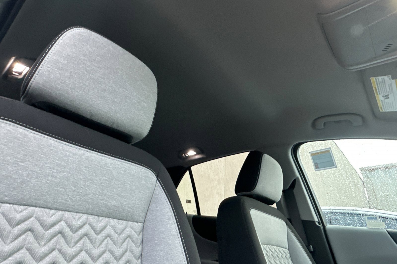 Used 2024 Chevrolet Equinox LS w/ LS Convenience Package image 21