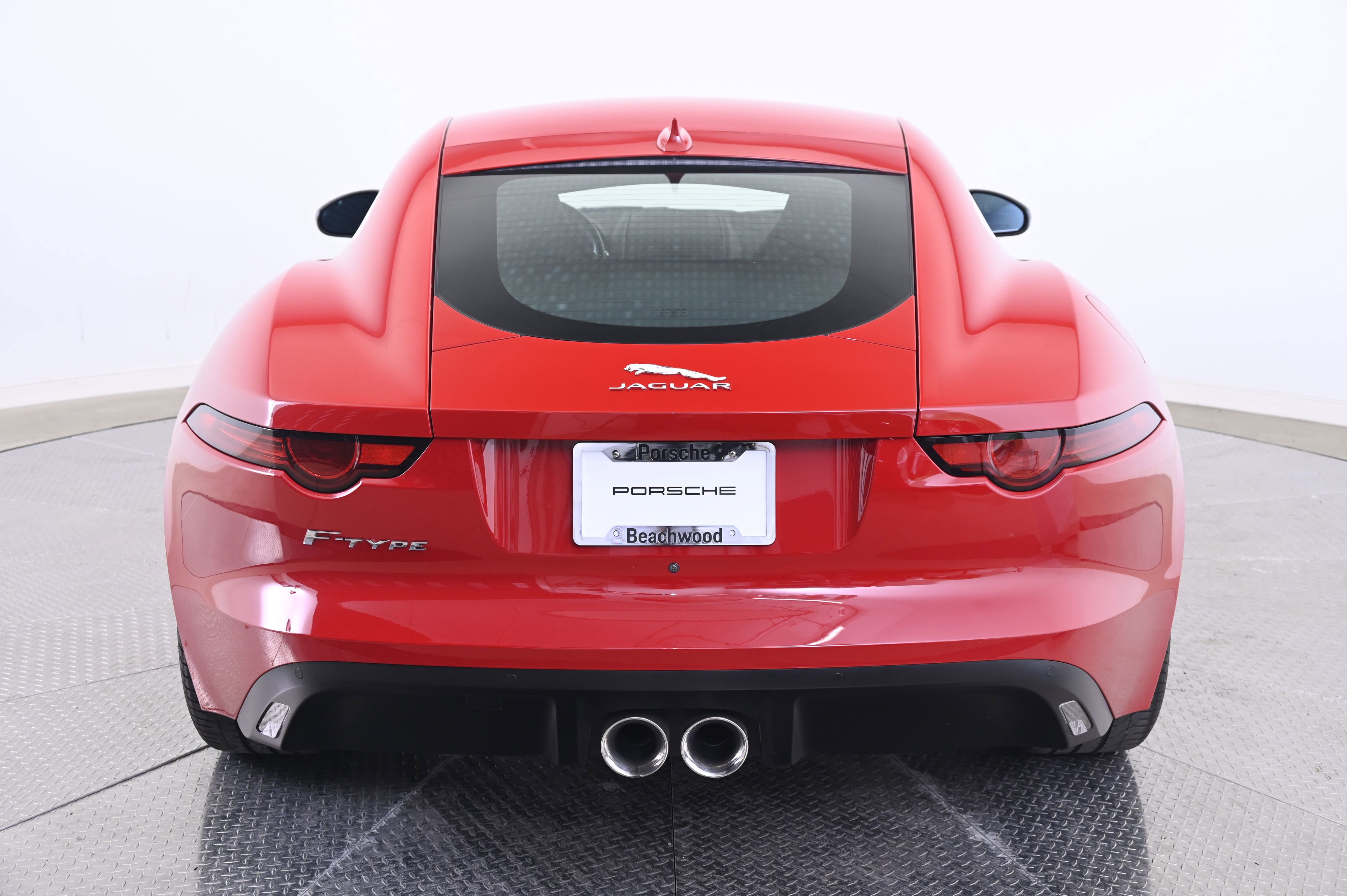 Used 2018 Jaguar F-TYPE Coupe image 6