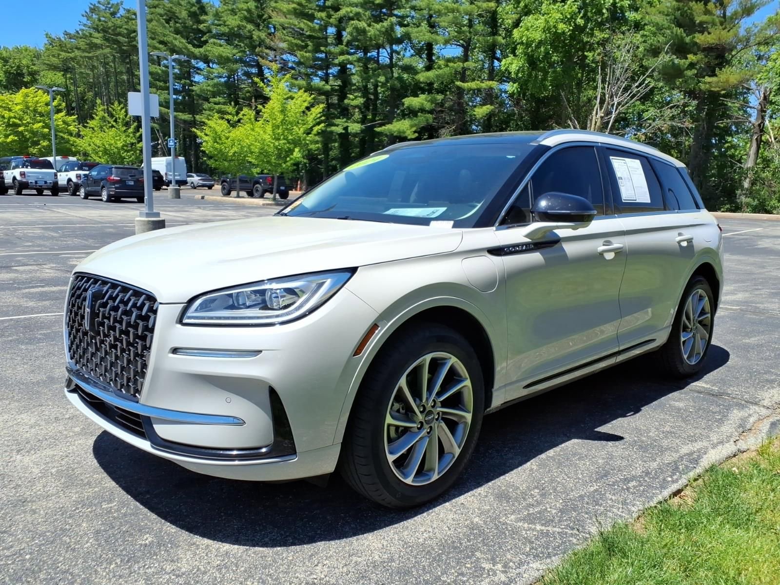 Used 2024 Lincoln Corsair Grand Touring w/ Equipment Group 301A AWD/4WD image 5